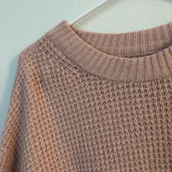 American eagle blush sweater - Picture 4 of 5
